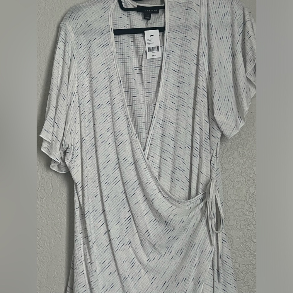 Lane Bryant wrap top size 18/20